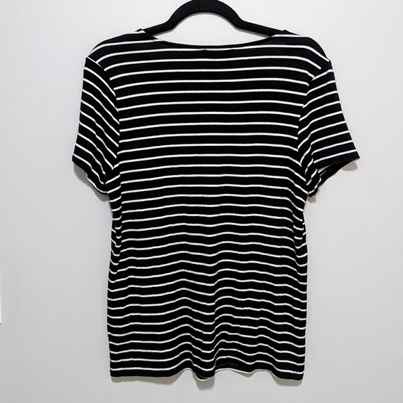 Black and white striped tee - Picture 2 of 5
